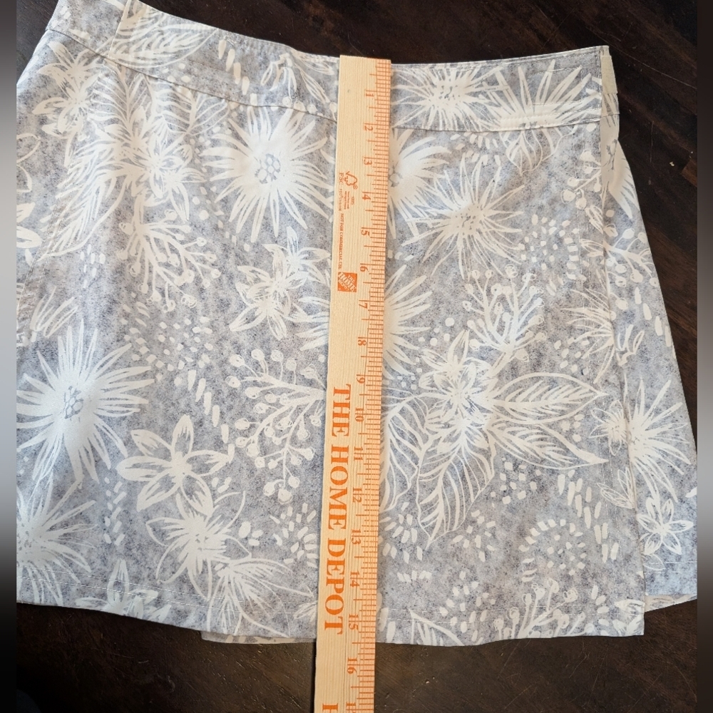 RipSkirt Grey Floral Patterned Wrap Skirt, Women's Small EUC - Picture 3 of 6